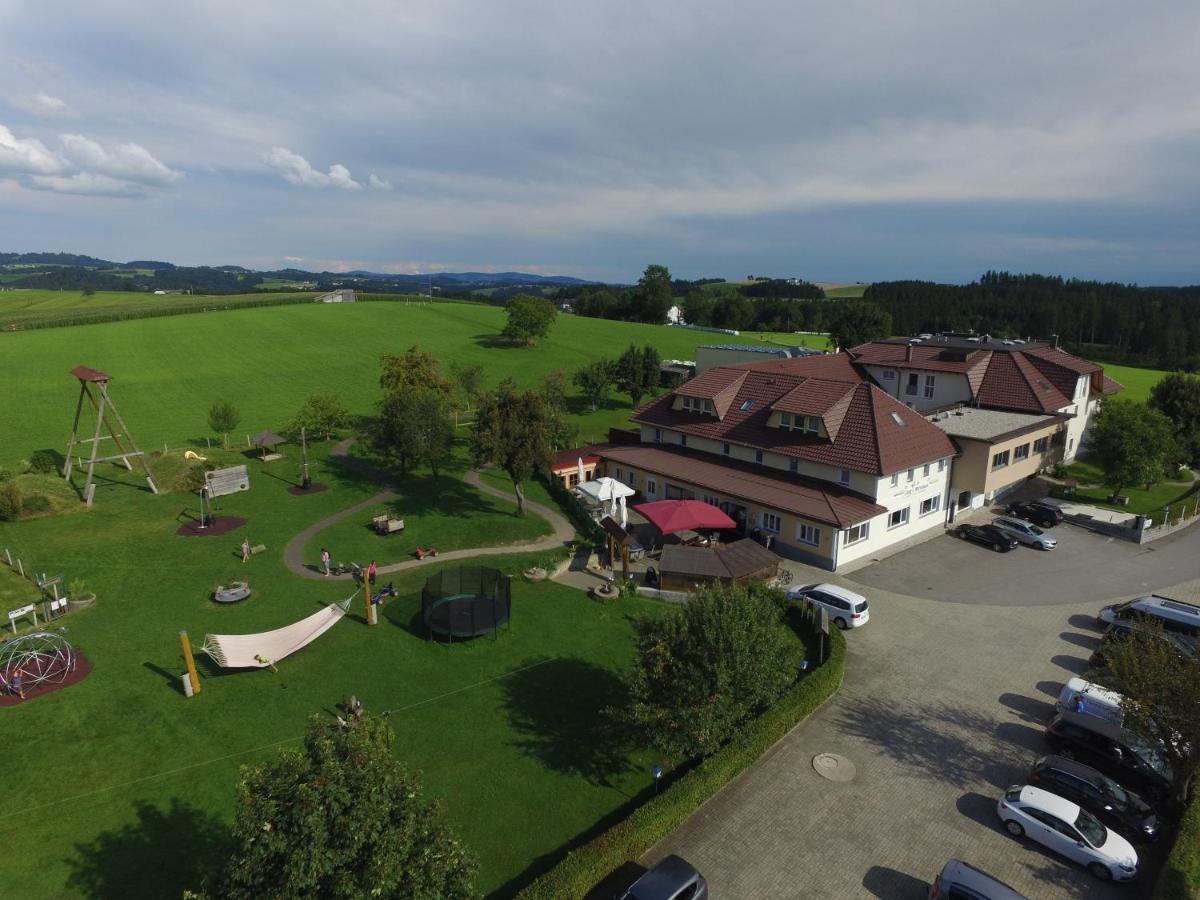 Langs Wirtshaus Hotel Sankt Ulrich im Muhlkreis Luaran gambar